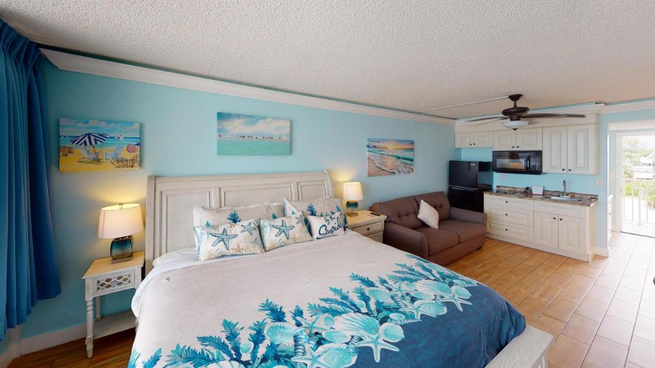 Island Inn Beach Resort St. Pete Beach Exteriör bild